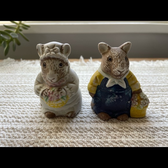 Vintage boy and girl mice salt and pepper set - Picture 1 of 3